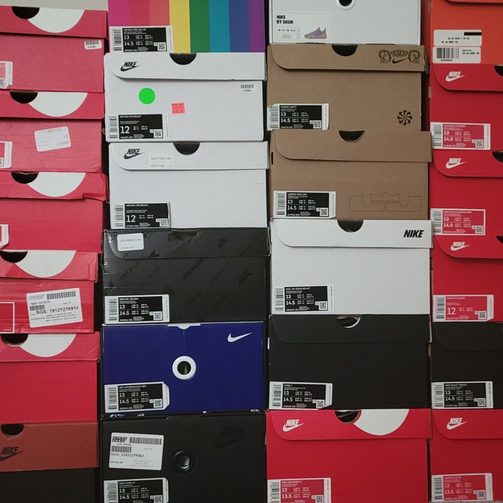 Welcome to SUPREMESWAG Closet on Poshmark